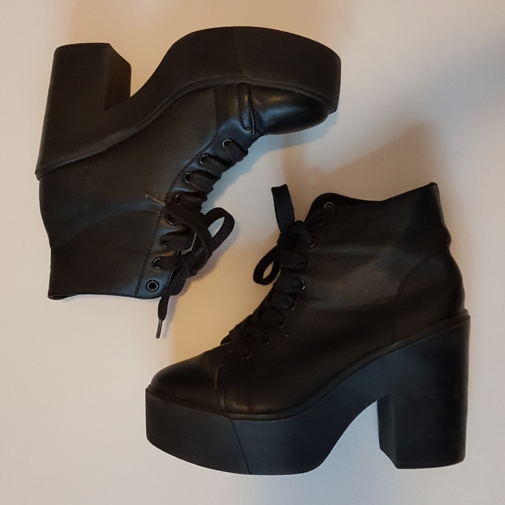 Chunky Heel Lace Up Ankle Boots